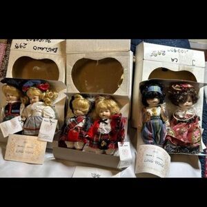 6 porcelain vintage dolls